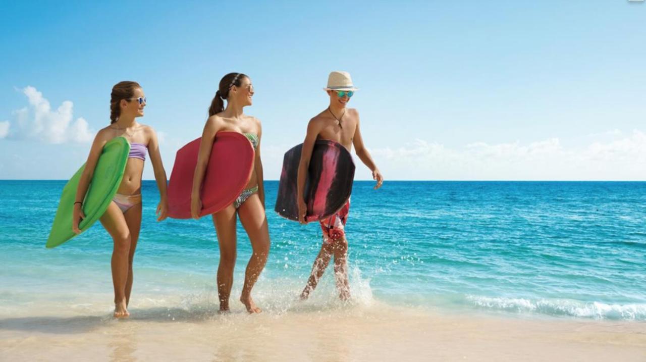 Aventura Village Los Corales Beach And Spa Пунта-Кана Экстерьер фото